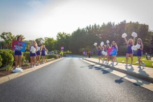 Shenandoah University cheerleaders line the entrance on Move-In Day.